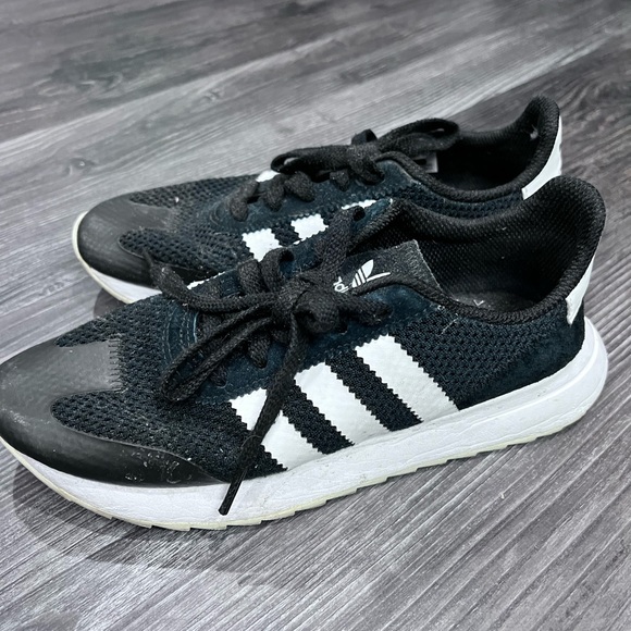 Adidas - Picture 1 of 3